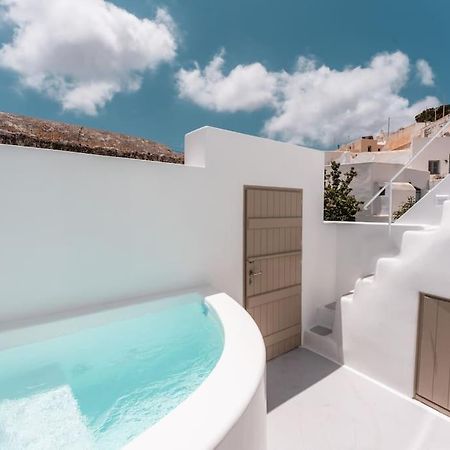 Akri Santorini With Heated Jacuzzi Villa Emborió Kültér fotó